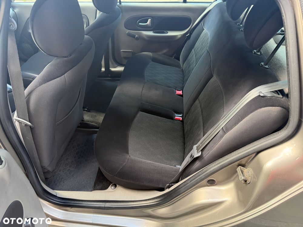 Renault Thalia 1.4 16V All Inclusive - 7