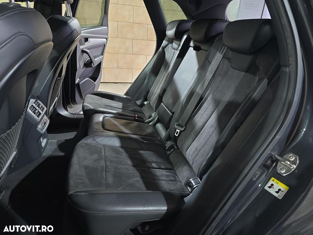 Audi Q5 2.0 40 TDI quattro S tronic Design - 15