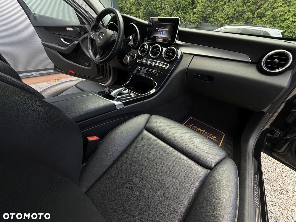 Mercedes-Benz Klasa C 200 9G-TRONIC - 15
