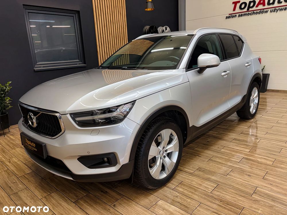Volvo XC 40 D4 SCR AWD Momentum - 13