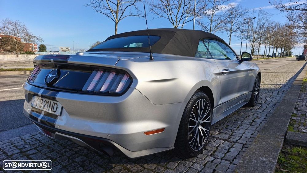 Ford Mustang 2.3i EcoBoost Aut. - 8
