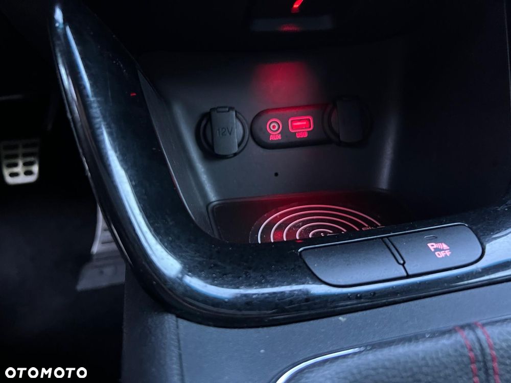 Kia ProCeed - 21