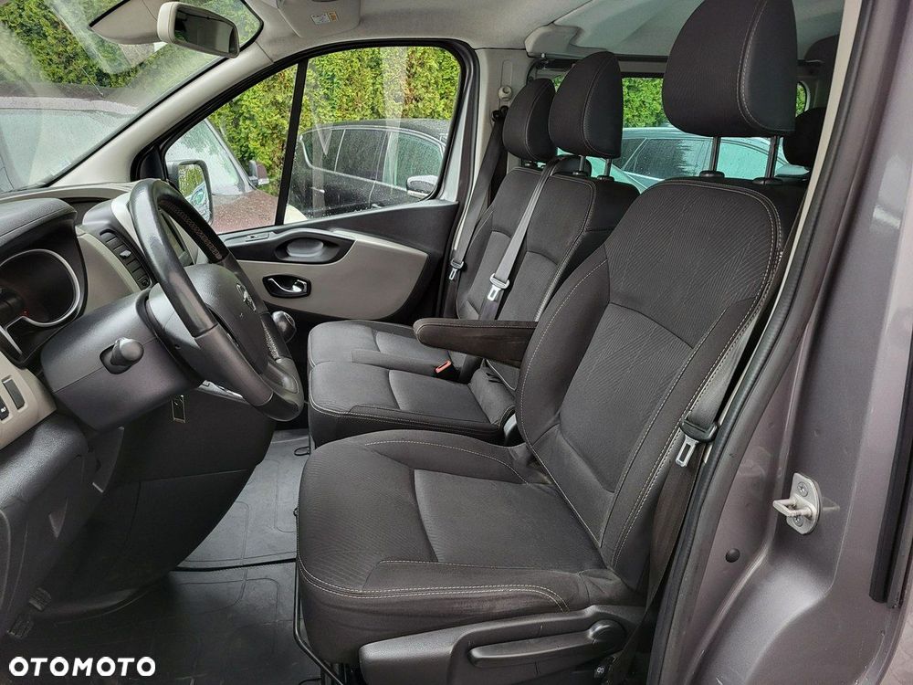 Renault Trafic - 12