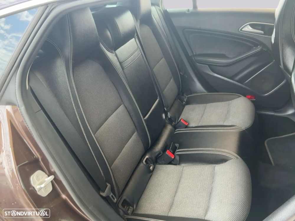 Mercedes-Benz CLA 180 d Shooting Brake Aut. - 11