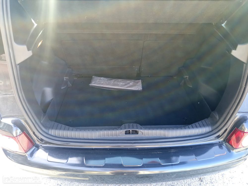 Citroën C3 Picasso 1.6 HDi Confort Airdream - 19