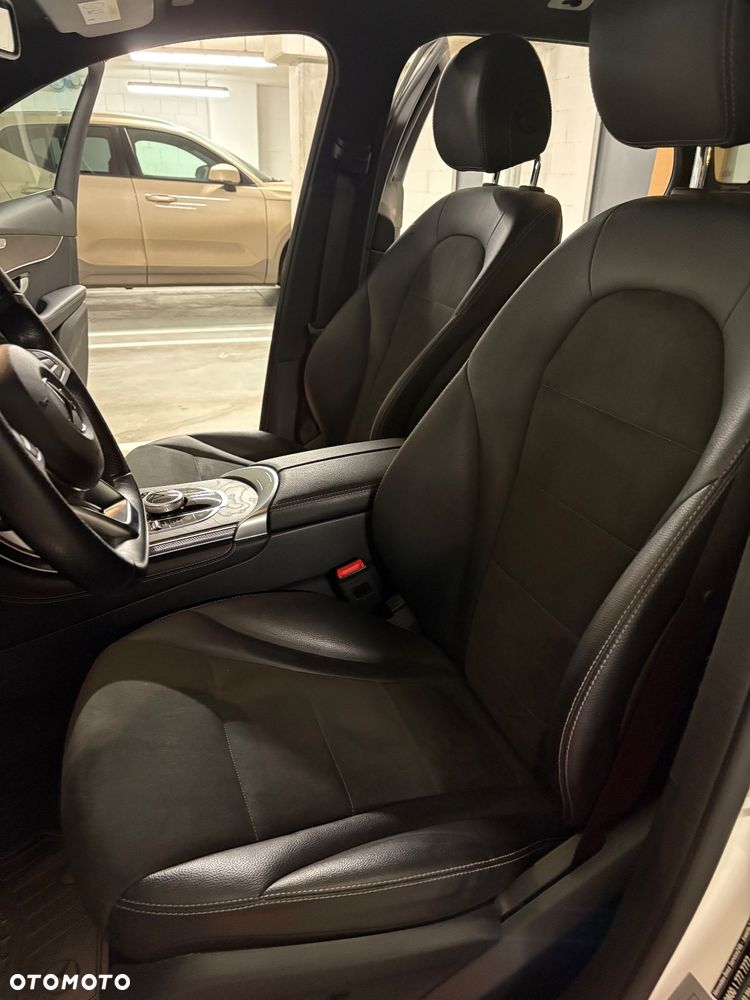 Mercedes-Benz GLC - 9