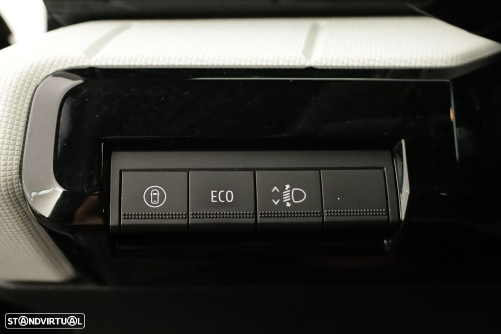 Renault 4 E-Tech 52 kWh Evolution Autonomia Conforto - 22