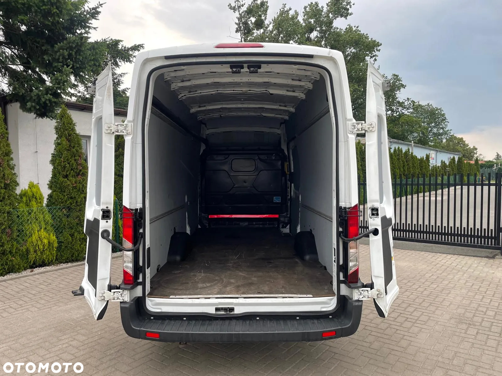 Ford Transit - 5