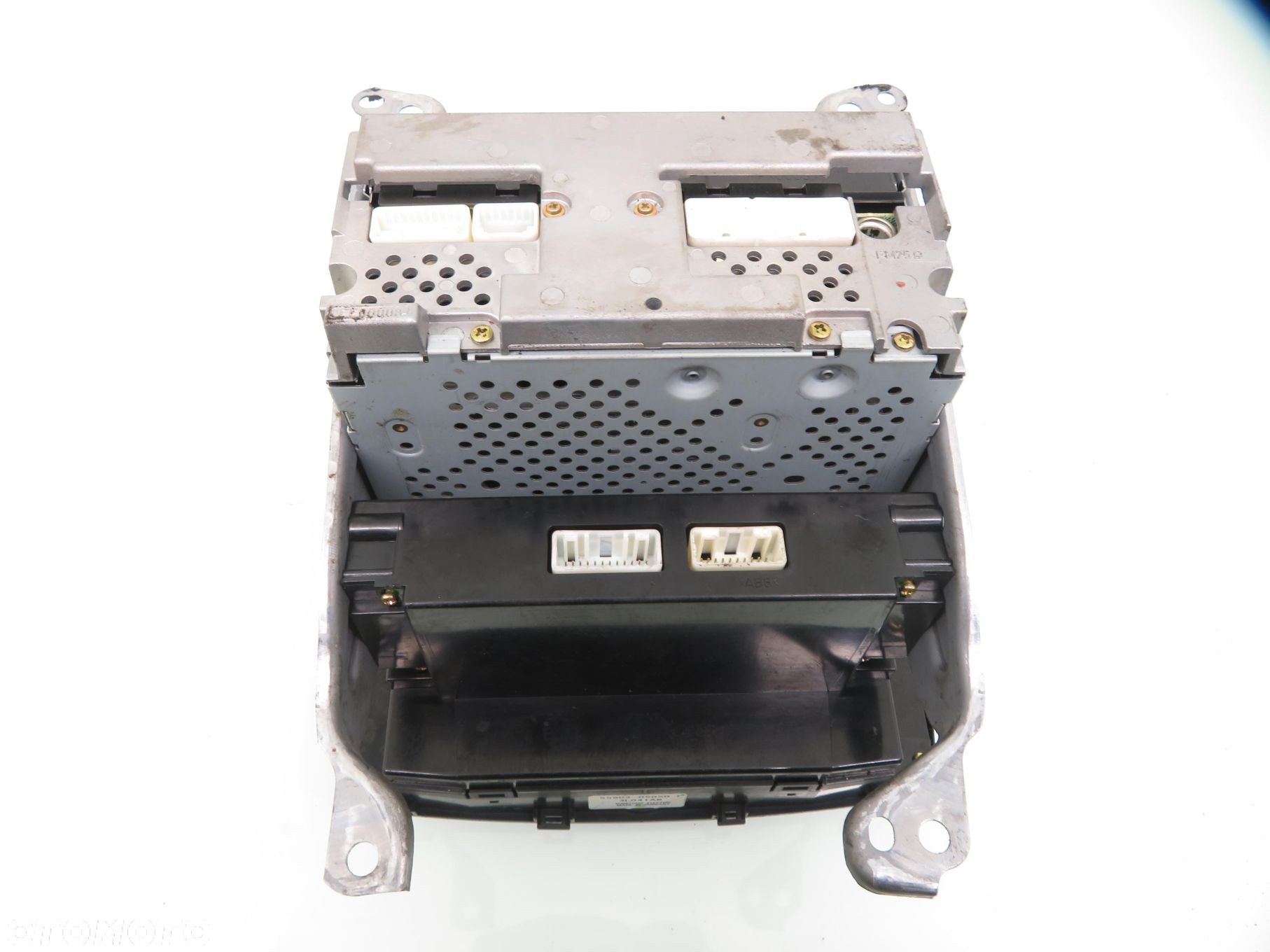 RADIO TOYOTA AVENSIS II T25 8612005080 5590205050F - 5