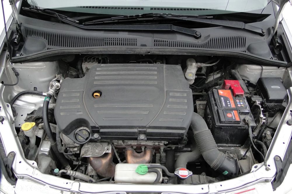 Suzuki SX4 - 25