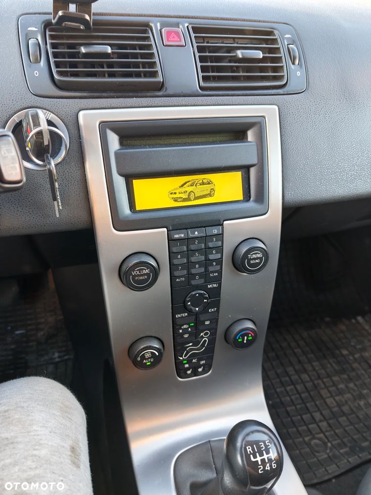 Volvo V50 2.0D DPF Kinetic - 11