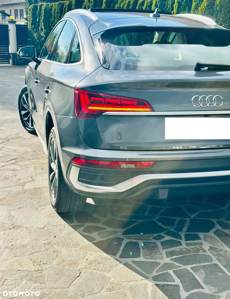 Audi Q5 Sportback 40 TDI quattro S tronic S line - 8