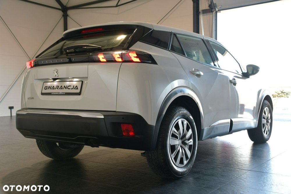 Peugeot 2008 PureTech 100 Active S&S BVM6 - 11