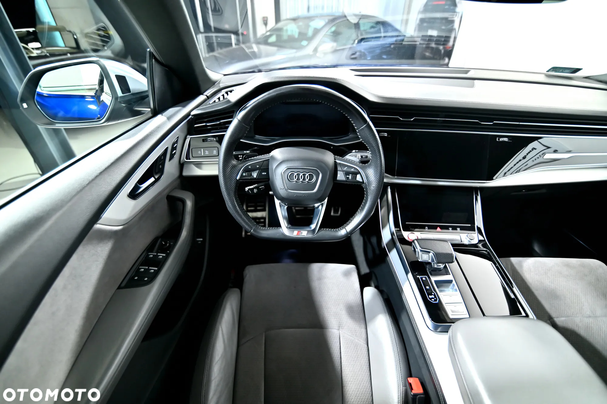 Audi SQ8 - 33