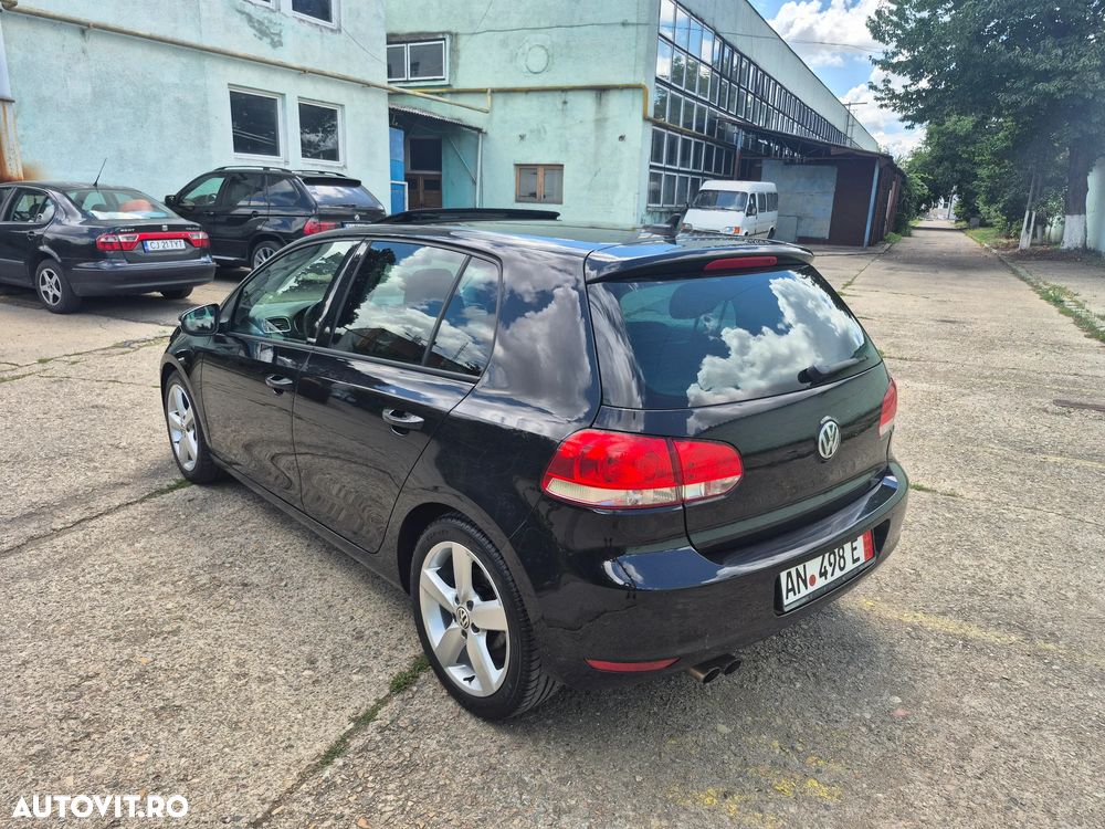 Volkswagen Golf 1.4 TSI BMT Highline - 8