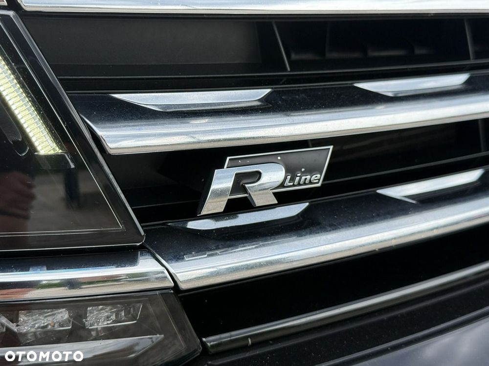 Volkswagen Tiguan - 12