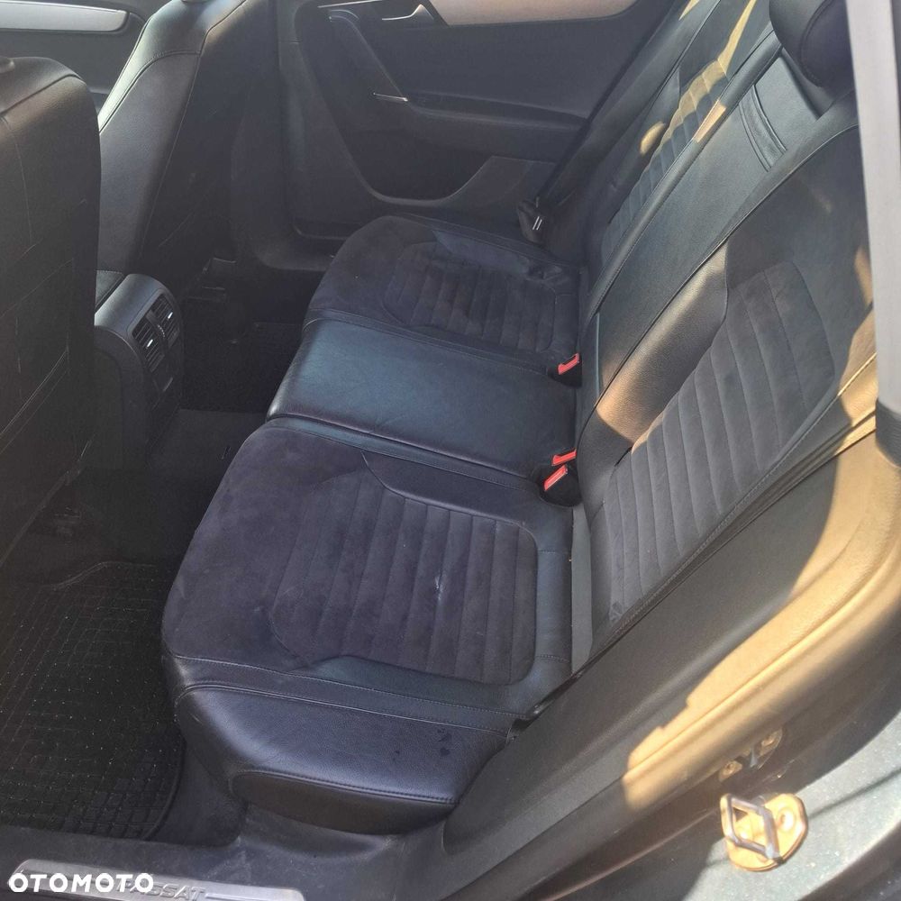 Volkswagen Passat Variant - 8