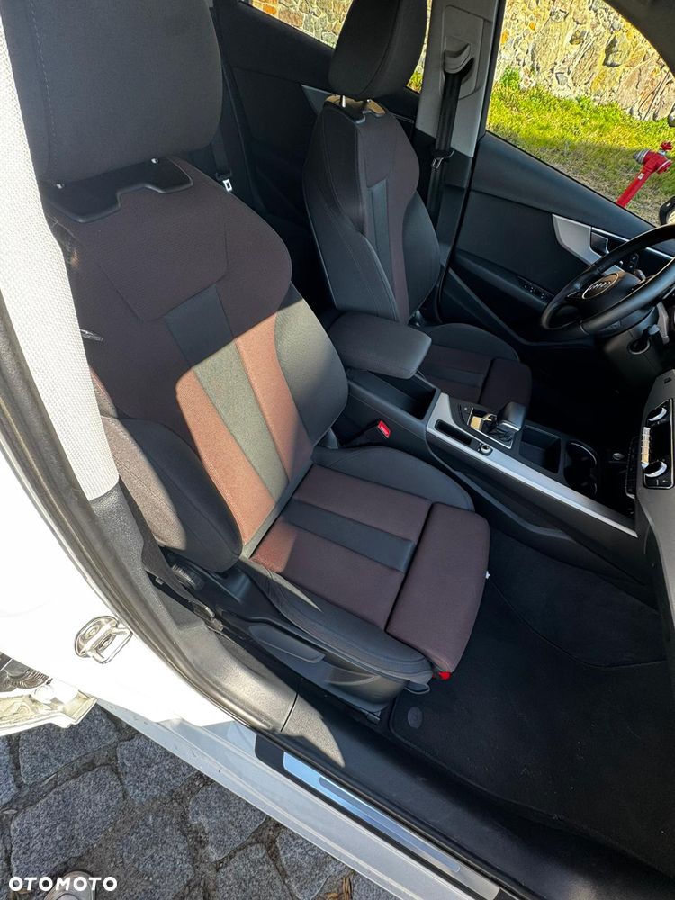 Audi A4 Limousine - 10