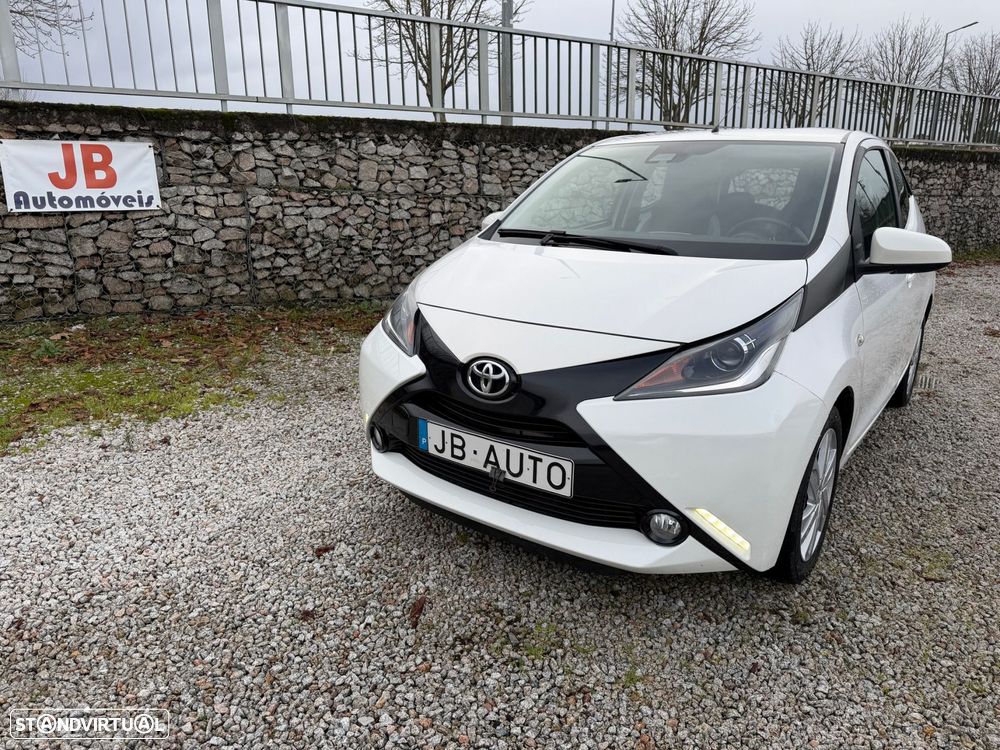 Toyota Aygo 1.0 X-Play+AC+X-Touch - 2