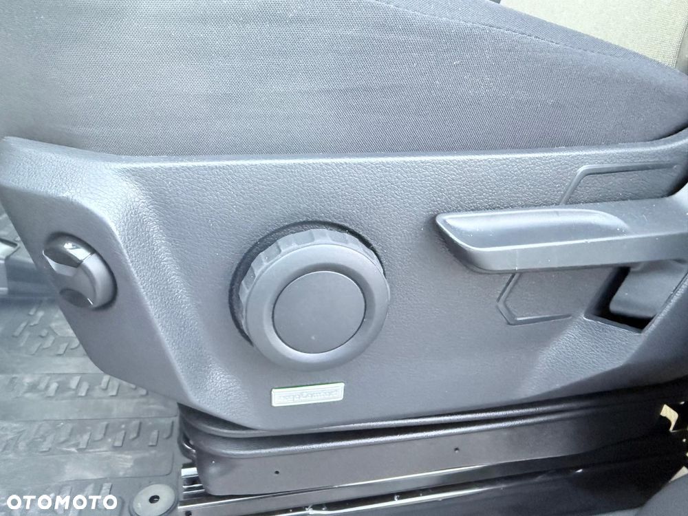 Volkswagen CRAFTER L2H2 - 13