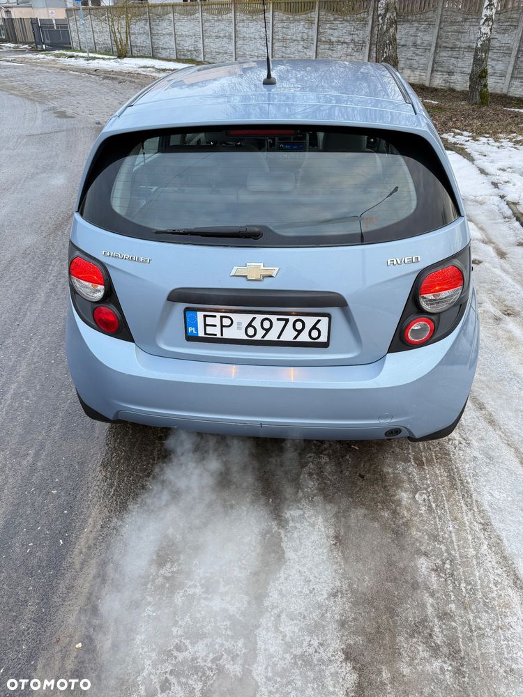 Chevrolet Aveo - 5