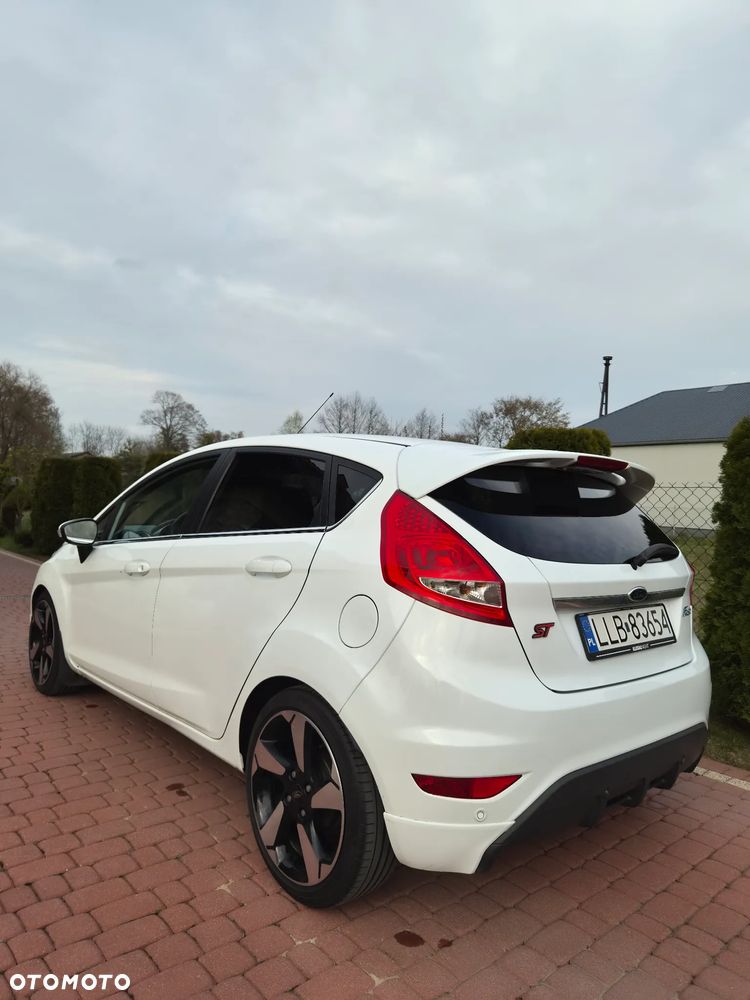 Ford Fiesta 1.6 Ti-VCT Titanium - 4