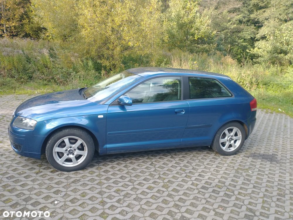 Audi A3 2.0 FSI Attraction - 6
