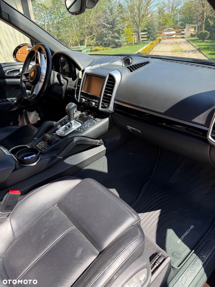 Porsche Cayenne S Hybrid - 21