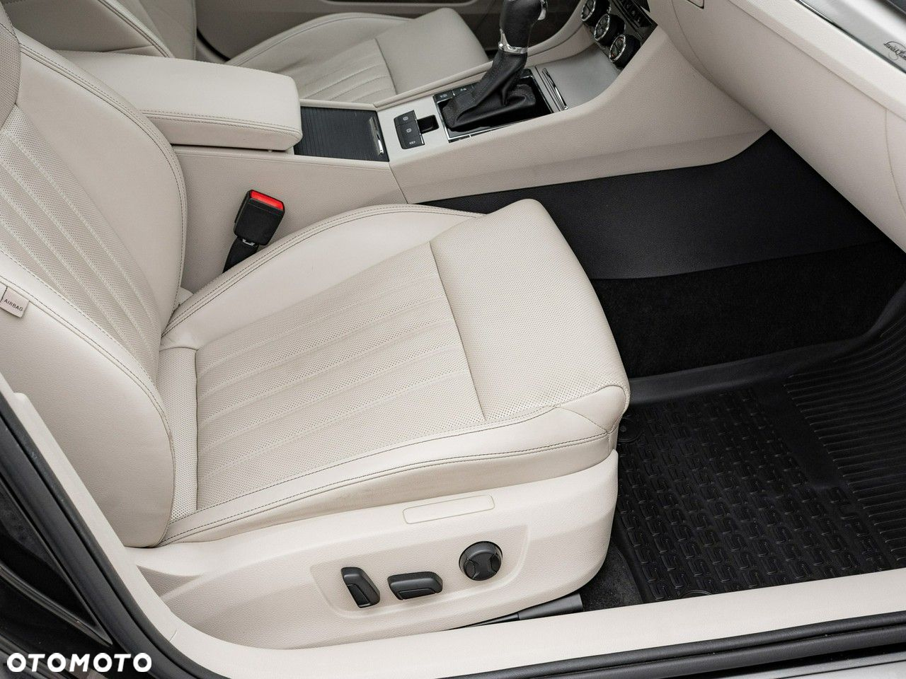 Skoda Superb 2.0 TDI SCR 4x4 L&K DSG - 34