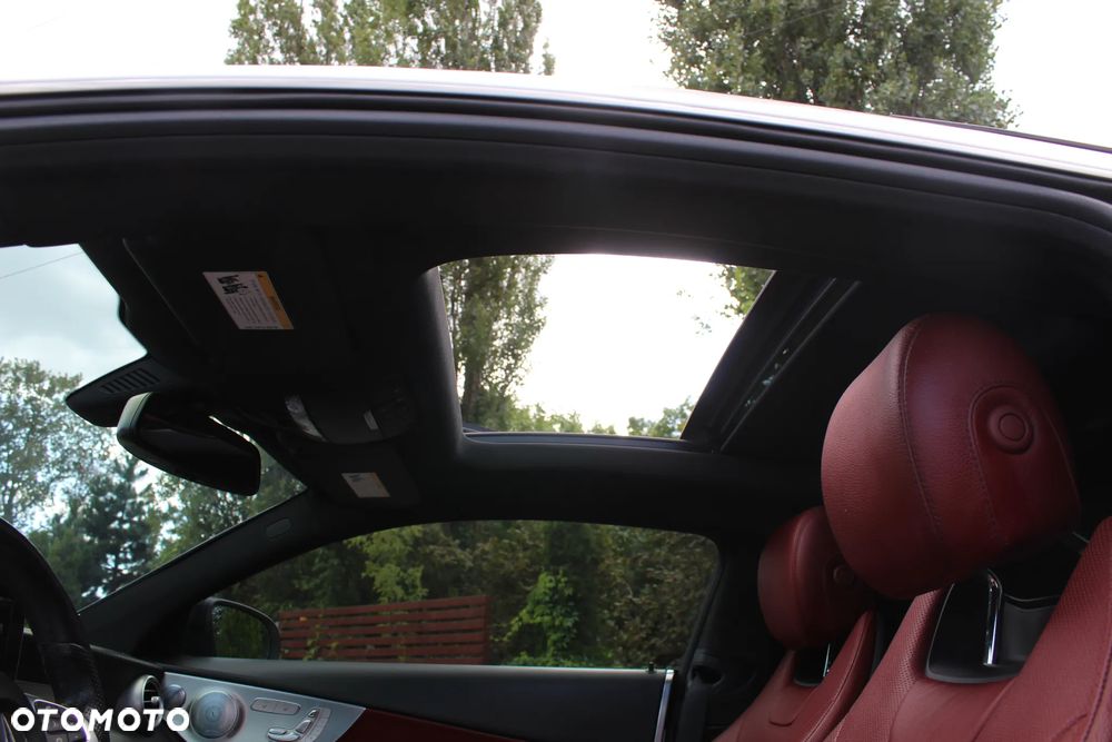 Mercedes-Benz Klasa C 300 7G-TRONIC AMG Line - 18