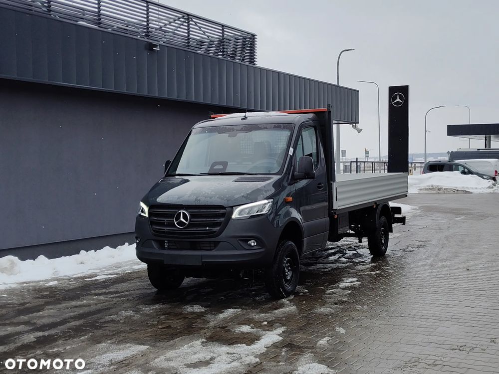 Mercedes-Benz Sprinter - 1