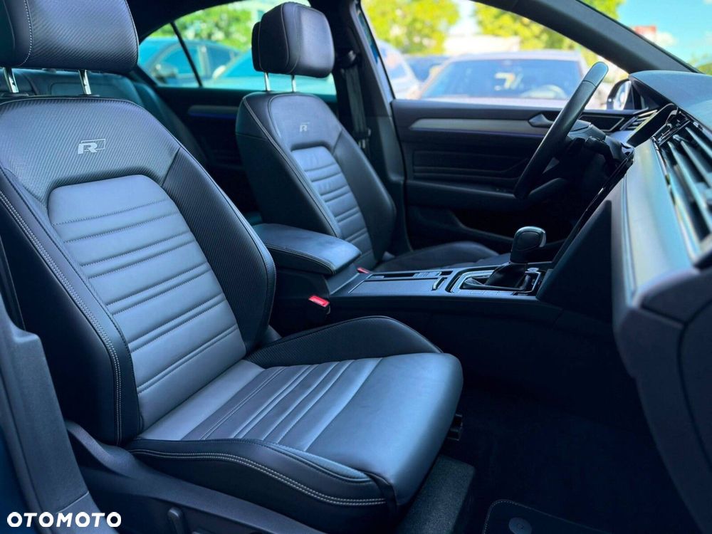 Volkswagen Passat 2.0 TDI EVO Essence DSG - 19