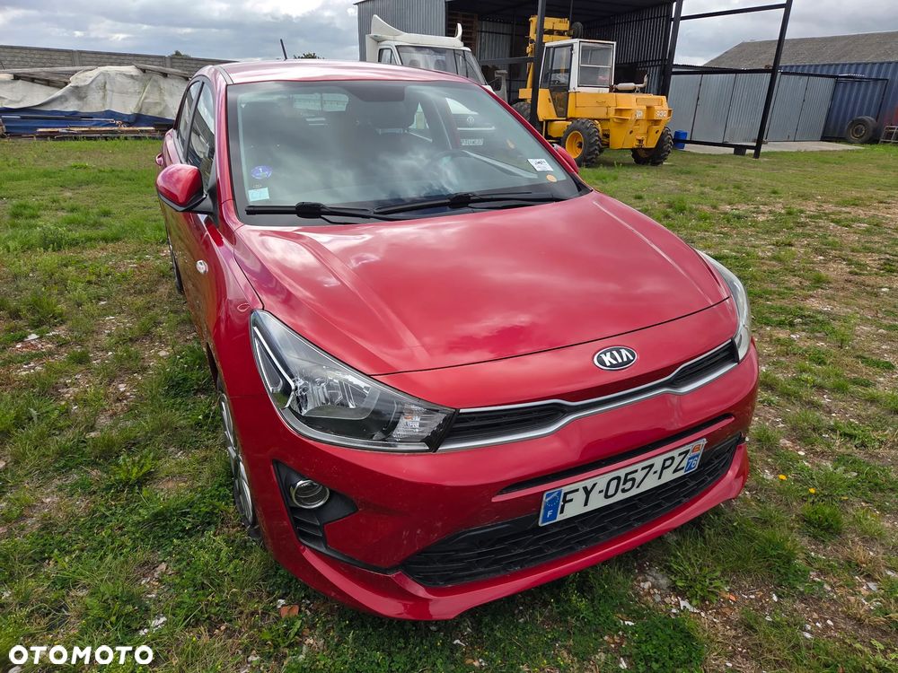 Kia Rio - 2