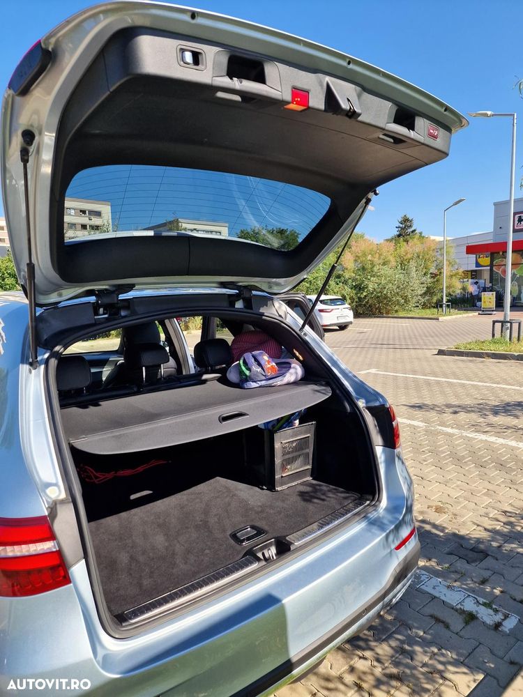 Mercedes-Benz GLC - 21
