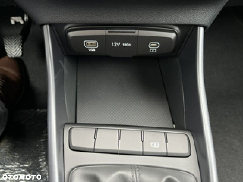 Hyundai i20 1.2 Modern - 27