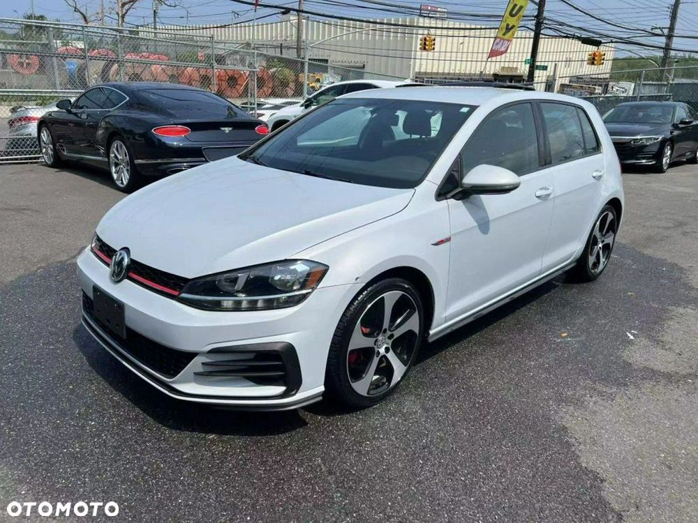 Volkswagen Golf 2.0 TSI GTI DSG - 1