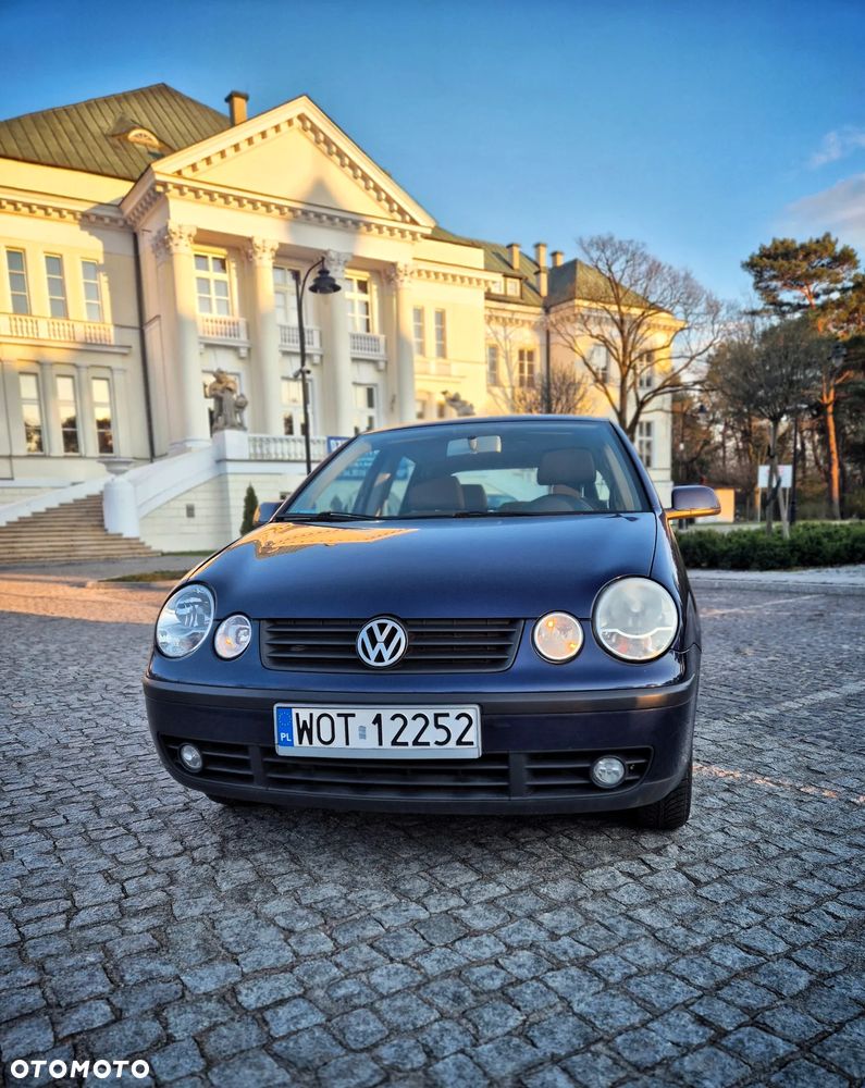 Volkswagen Polo - 2