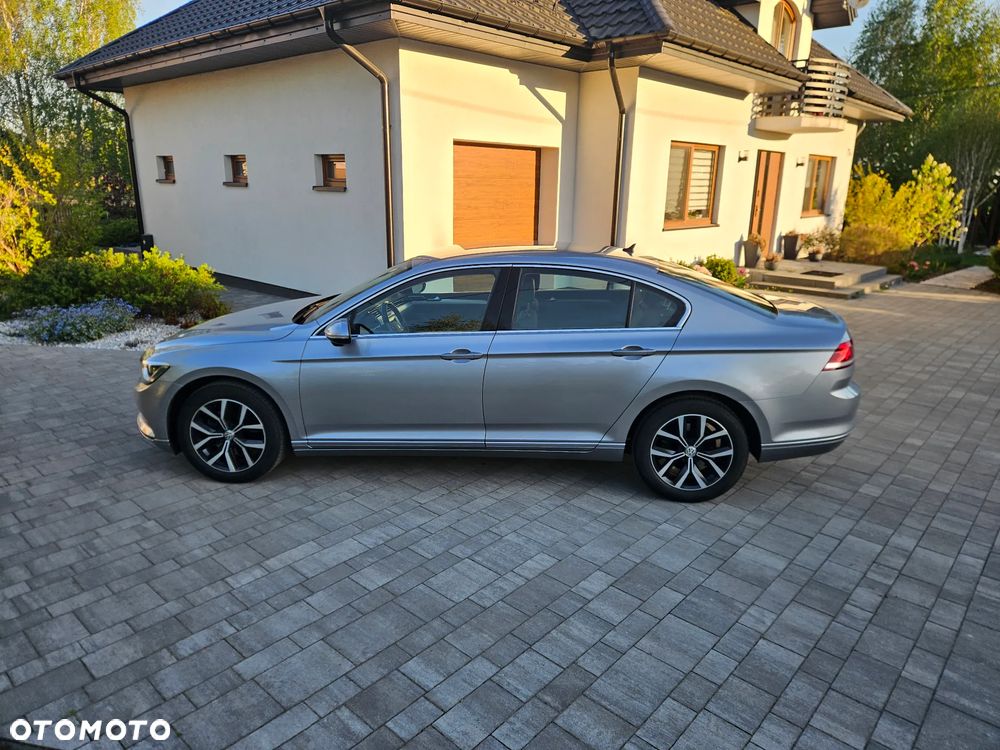 Volkswagen Passat 2.0 TDI SCR Comfortline DSG - 9