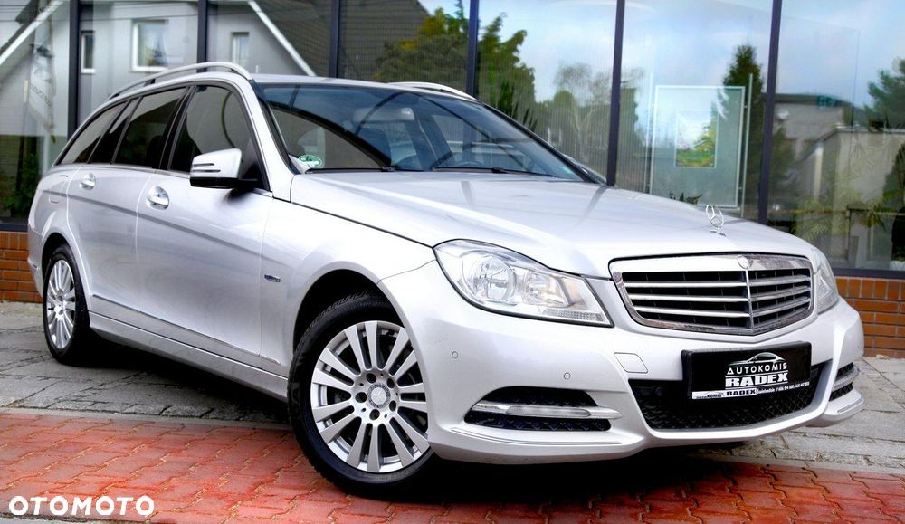 Mercedes-Benz Klasa C 200 (BlueEFFICIENCY) 7G-TRONIC Elegance - 3
