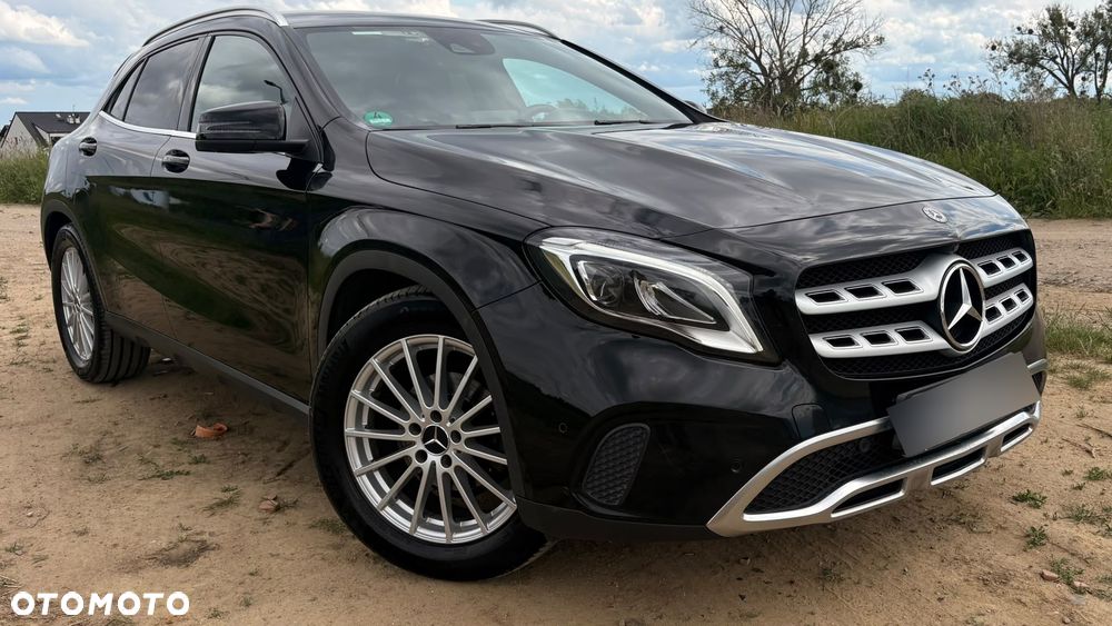 Mercedes-Benz GLA 220 d 4-Matic - 3