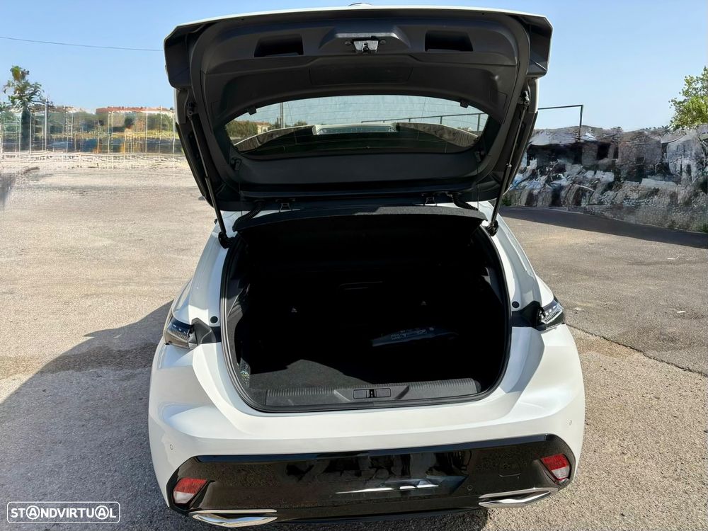 Peugeot 308 1.6 Hybrid GT Pack e-EAT8 - 11