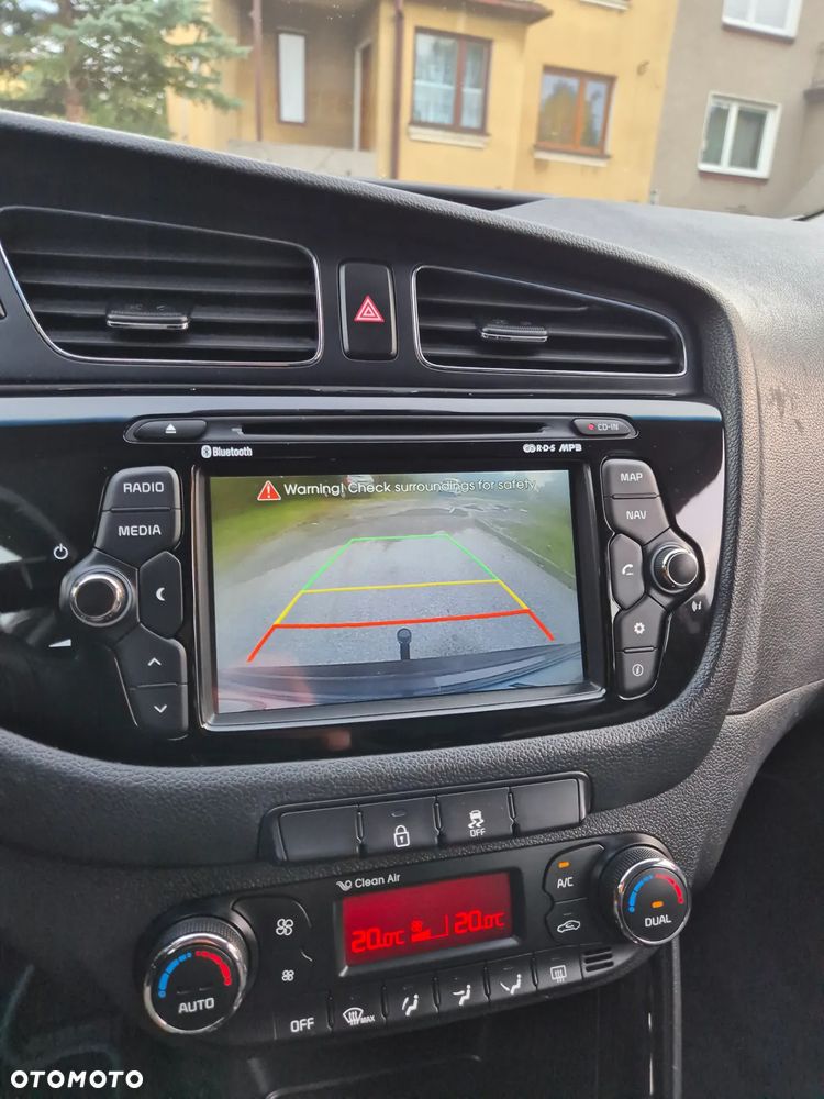 Kia Ceed Cee'd 1.6 GDI Business Line - 36