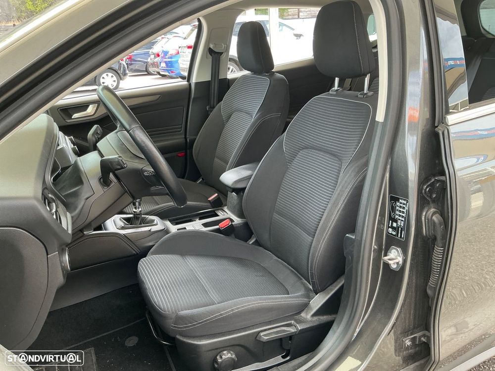 Ford Focus SW 1.5 TDCi Titanium - 8