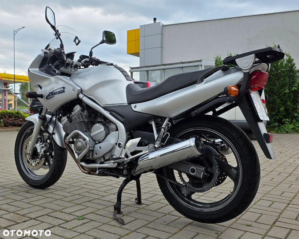 Yamaha XJ - 5