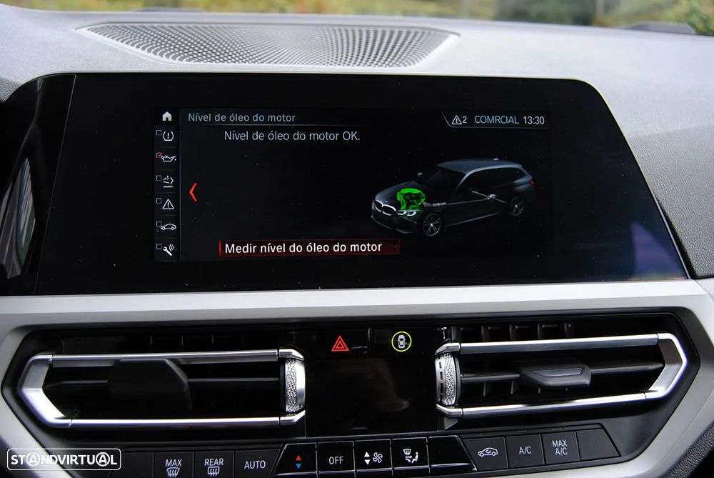 BMW 318 d Touring Advantage - 32