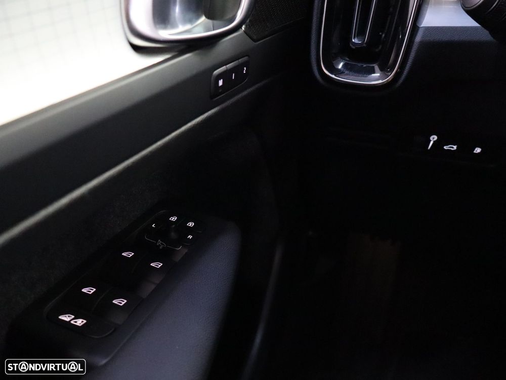 Volvo XC 40 1.5 T5 PHEV Plus Bright - 17