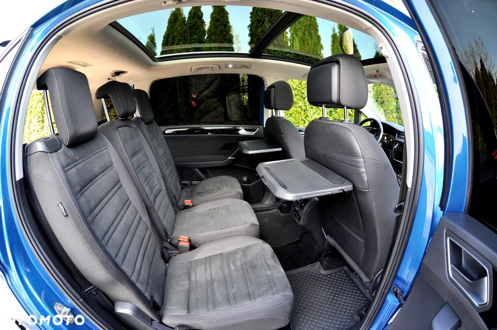 Volkswagen Touran 2.0 TDI SCR DSG Highline - 19