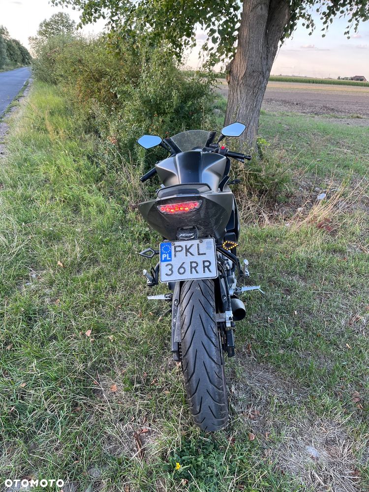 Yamaha R125 - 3