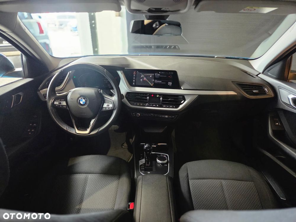 BMW Seria 1 118i Advantage - 10