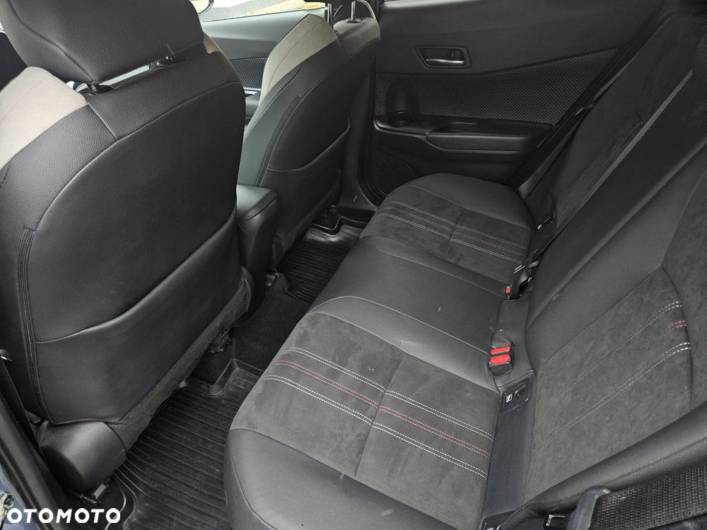 Toyota C-HR 2.0 Hybrid GR Sport - 19